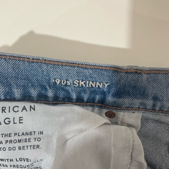 American Eagle 90’s Skinny Stretch Jeans - Picture 2 of 4